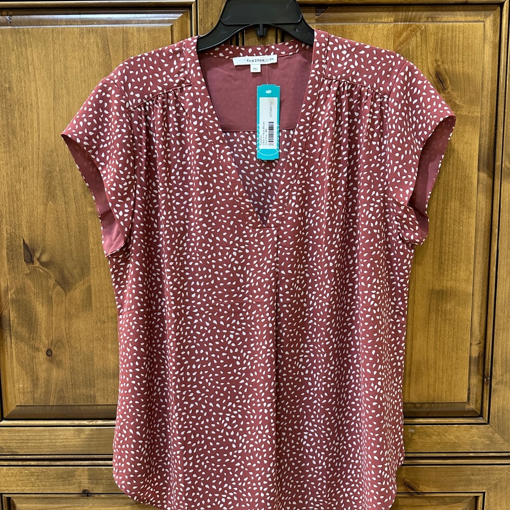 New Fun 2 Fun Lillian V-Neck Terra Cotta Pink Short Sleeve Blouse Size XXL